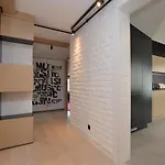 Apartment Chic & Stylish Victus Near The In By Renters